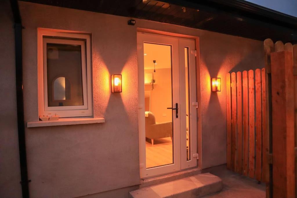 Modern Studio Apartment In Cashel Cashel (Tipperary) Exterior foto